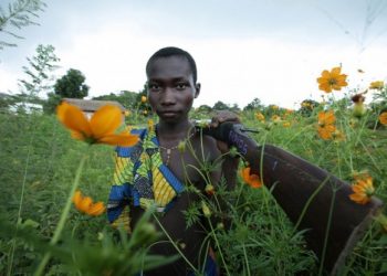 ملايين الأطفال يقعون ضحايا انتهاكات جسيمة في الصراعات المسلحة بأنحاء العالم