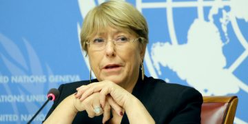 مفوضية حقوق الإنسان تدعو إلى عدم استغلال كوفيد-19 عقب تقارير عن قمع حريات واعتقالات وإغلاق حسابات على الإنترنت