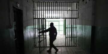 حقوق الإنسان والسجون مرشد تدريب لموظفي السجون على حقوق الإنسان